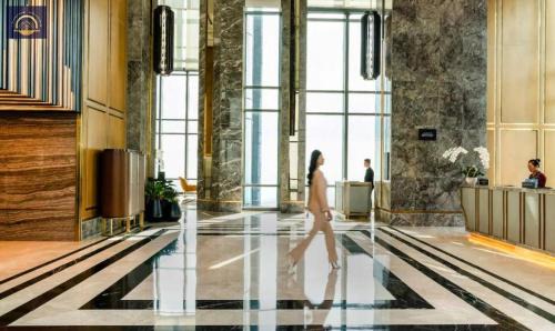 Hang Xanh Apartment | Landmark 81 Grand Luxury Living Space