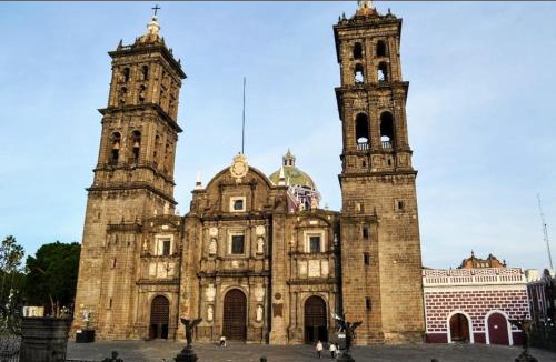 Puebla Historic Center Apartment | Le Chat Noir