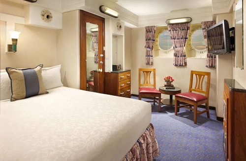 Harbor Hotel | Legendary Luxury Afloat! Near Promenade, Long Beach and Shoreline Aquatic Park