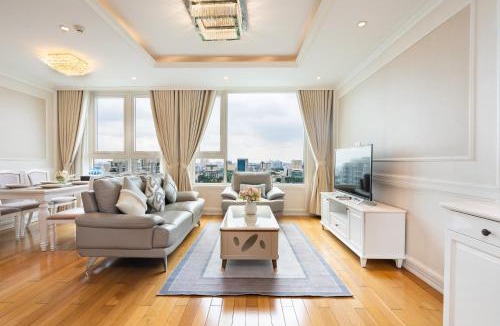 Phuong 6 Apartment | Leman Luxury Apartments 2BR 3BR For Rent In Central