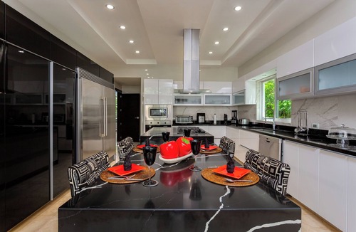 Playacar House | LIMITED-TIME SAVINGS! Luxury Villa w/Private Pool & Daily Maid Included.
