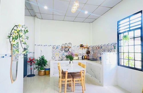Phan Thiet House | Little Nest Home Phan Thiet (Cozy house in the center, 2 BRs, near Sea w/garden)