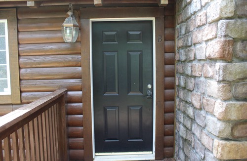 Lee's Summit Cabin | Lone Jack Cabin - Studio Suite