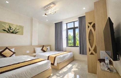 Uong Bi Bed & Breakfast | Lucky Hotel Uông Bí