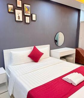Binh Chanh Hotel | LUNA Hotel