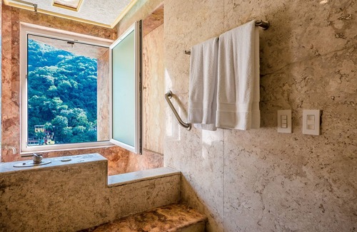 Boca de Tomatlan Villa | Luna Suite with two king size beds, with walk out terrace overlooking the beach