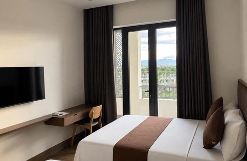Dong Hoi Hotel | LunaB Hotel