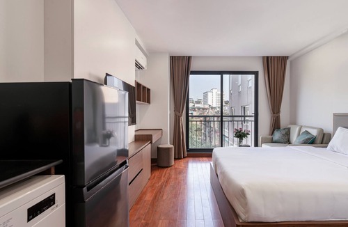 Ba Dinh Hotel | Luxe Paradise Suites Doi Can