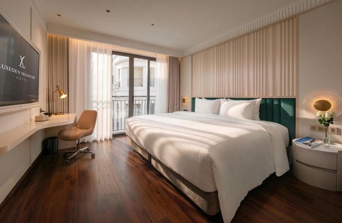 Dich Vong Hau Hotel | Luxeden Classic Hotel