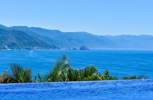Conchas Chinas Villa | Luxury 3-bed Villa,Spectacular Views, Saline pool & Staff
