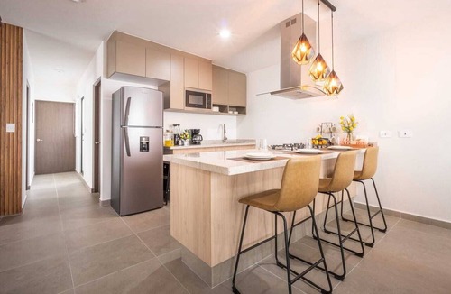 Queretaro Apartment | Luxury Apartment with Pool and Padel Court | La Vista