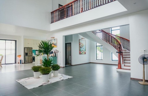 La Gi Villa | Luxury Mi-a Villa LaGi 4pn, huge salted pool, outdoor bbq and kara, up to 20