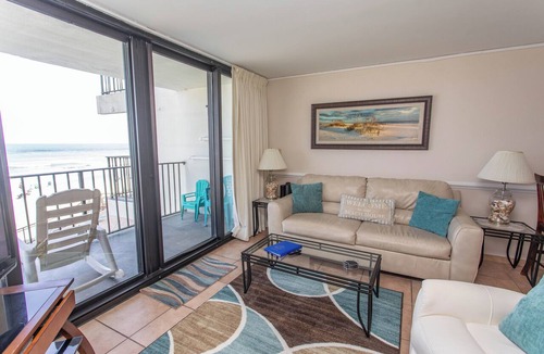 Garden City Condo | MAGNIFICENT 2 BEDROOM CONDO ON THE BEACH Royal Garden 206