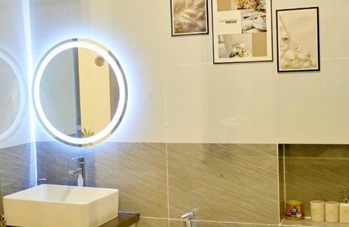 Long Thanh Hotel | Maison Boutique Hotel - Bình An