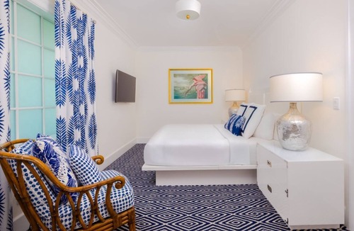 Marathon Hotel | Marathon Beachfront | 2Kings, Veranda + 2LuxeBaths