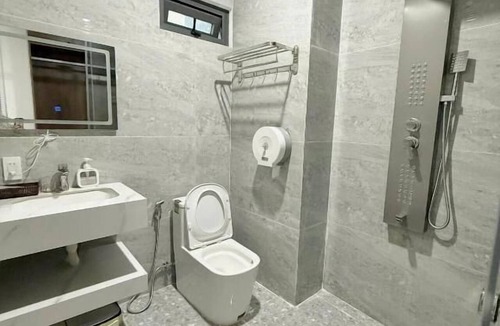 Ninh Kieu Hotel | MBEE HOTEL
