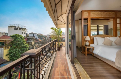 Hang Buom Hotel | MK Premier Boutique Hotel
