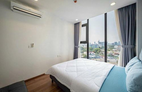 Binh Thuan Apartment | Modern 3BR Eco Green Saigon