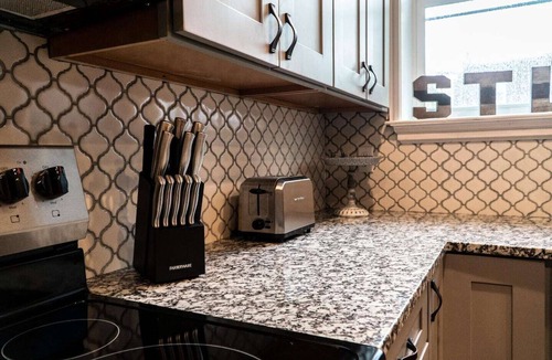 Shaw House | Modern Downtown Getaway w/Yard & Grill
