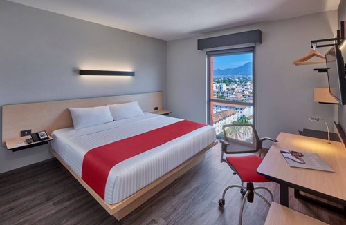 North Hotel Zone Hotel | Modern Puerto Vallarta Stay | 1 Unit | Near Zona Hotelera North