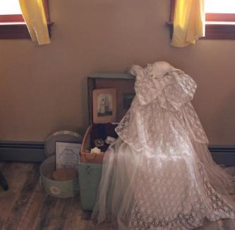 Burks Fork Bed & Breakfast | Moonlight Manor Bed & Breakfast