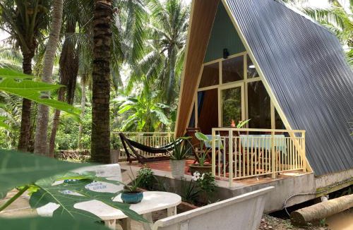 Giong Trom Bed & Breakfast | Mr Biker Ben Tre Homestay & Tours
