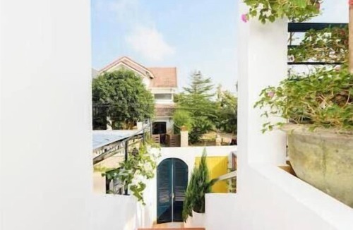 Cam An House | Navy house