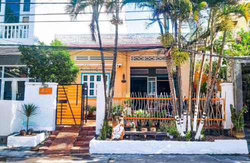 Tuy Hoa House | Nguyên căn 3 phòng ngủ - July Homestay Phú Yên