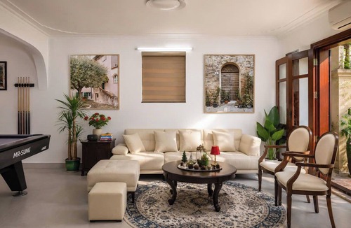Quang An House | Nhà 6 phòng ngủ 500 m2 có Jacuzzi, Hồ Tây/Bi-a/BBQ