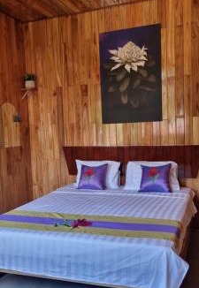 Tan Hiep House | Nhà Waratah Homestay and Restaurant