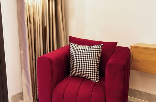 Phuoc Thien Hotel | Nova Hotel Nhon Trach