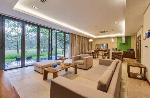 Ngu Hanh Son Villa | Ocean Beach Resort Da Nang