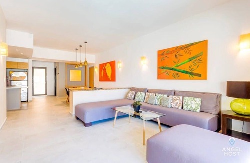 Downtown Condo | Oceanview Penthouse & Rooftop Pool Near Mamitas