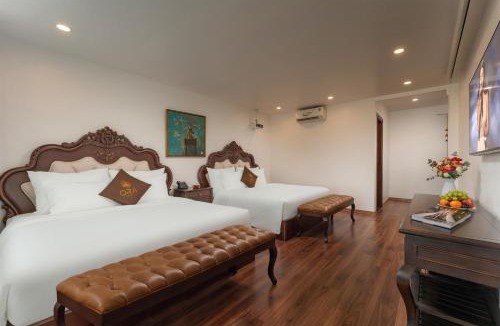 Ha Dong Hotel | ORA Hotel