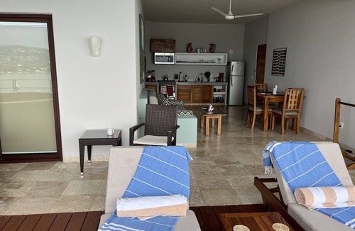 Zihuatanejo Condo | Panoramic Bay Views Private Plunge Pool Walk to La Ropa Beach
