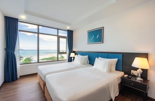 Tran Phu Beach Hotel | Paralia Hotel Nha Trang