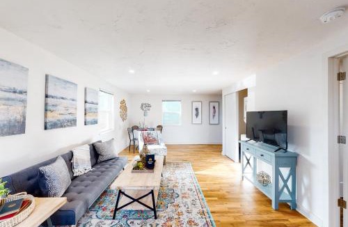 Eugene House | Pearl Place