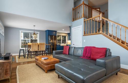 Rainier Valley House | Perch - Skyview Haven