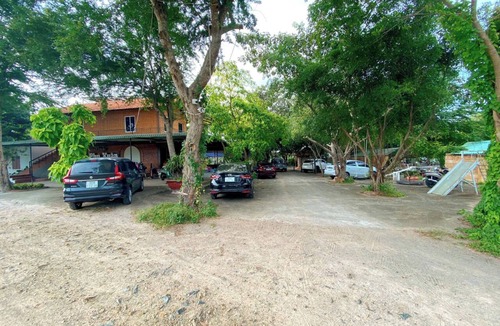 Ho Tram House | Phú Xuân Homestay I River & Garden View