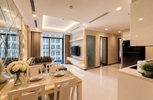 Hang Xanh Condo | Pleasant 2-bedroom condo with AC in Thành phố Hồ Chí Minh