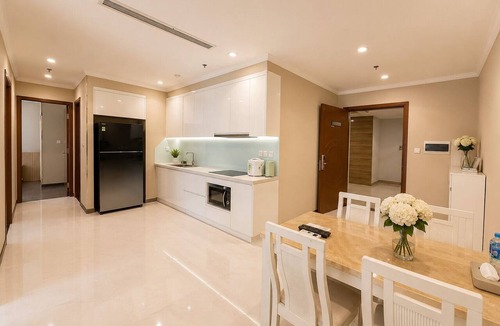 Hang Xanh Condo | Pleasant 2-bedroom condo with AC in Thành phố Hồ Chí Minh