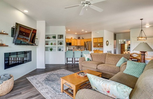 Rancho Vistoso Condo | Pool & Hot Tub Access! Family Condo in Oro Valley