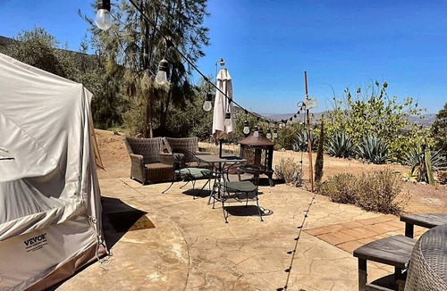 San Antonio de las Minas RV Rental | Private Jacuzzi | Mountain View | Wine Country