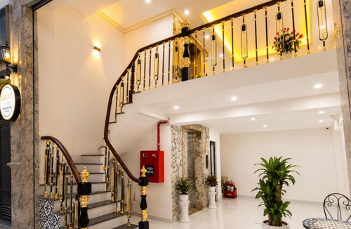 Trung Phung Hotel | Quang Huy Hotel - Trung Phụng