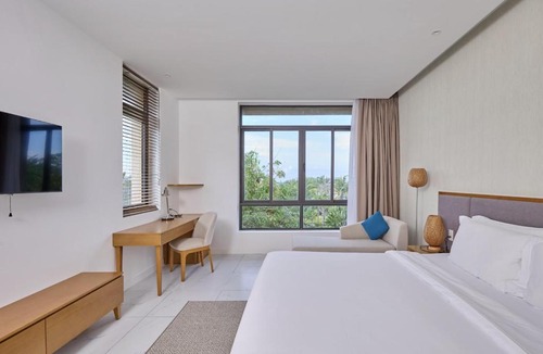 Cam Lam Villa | Quang Minh Villa Modern 3BR Pool Villa near Cam Ranh Beach