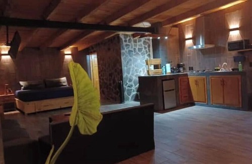 Mazamitla Cabin | Quinta Chardonnay Pinos del Rio In the woods
