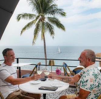 South Shore Hotel Area Hotel | Quinta Maria Cortez Beach Hotel