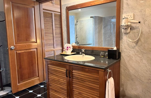 District 3 Hotel | Ramana Saigon Hotel