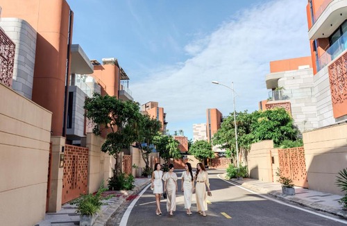 Ngu Hanh Son Resort | Regal Villas