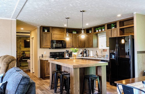 Mexico House | Relax fish/play: Pvt 25-acre clear Blue Lake w/home that sleeps 10 comfortably.